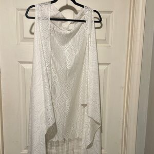 Elegant White Lace Vest